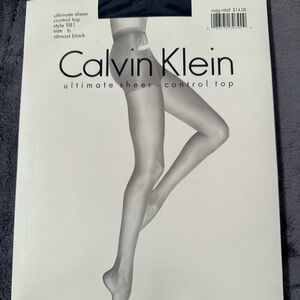 𝅺CALVIN‎ Klein sheer control top pantyhose size b almost black